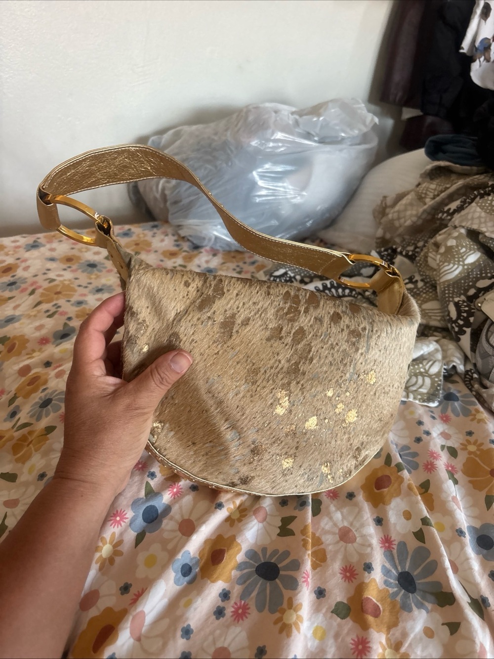 Junior Drake Beige Faux-Hair Shoulder Bag with Gold Accents
